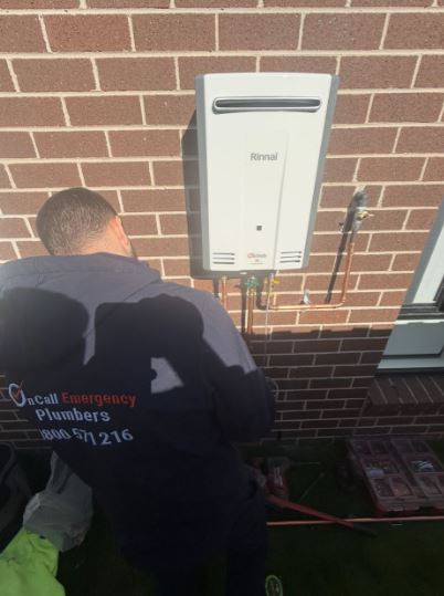 Instantaneous gas hot water system